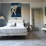 Bed & Breakfast A Casa Dell'artista Viki *