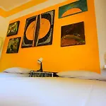A Casa Dell'artista Viki Bed & Breakfast *