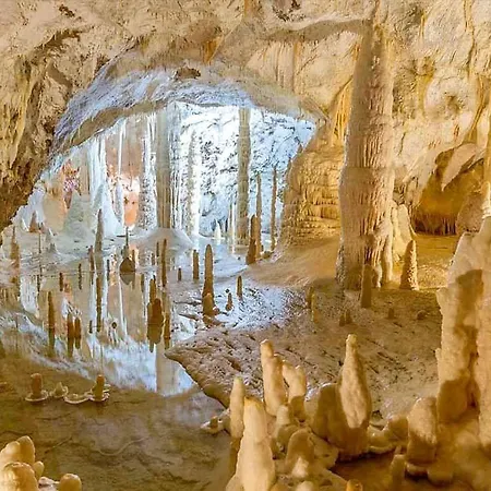 Oda ve Kahvaltı A Casa Dell'artista Viki Iesi