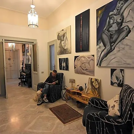 A Casa Dell'artista Viki * イェージ