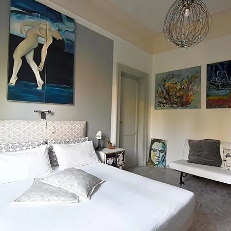 ベッド・アンド・ブレックファスト A Casa Dell'artista Viki