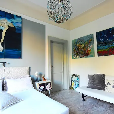ベッド・アンド・ブレックファスト A Casa Dell'artista Viki
