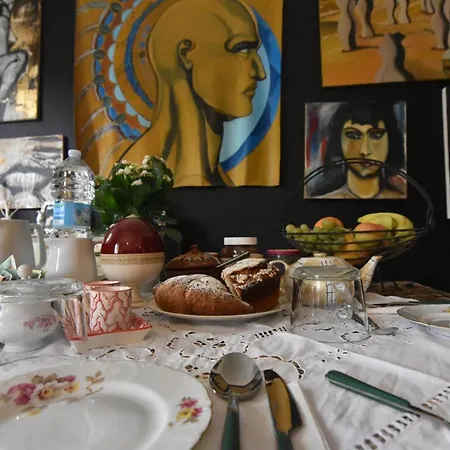 A Casa Dell'artista Viki Oda ve Kahvaltı *