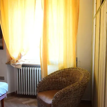 A Casa Dell'artista Viki ベッド・アンド・ブレックファスト